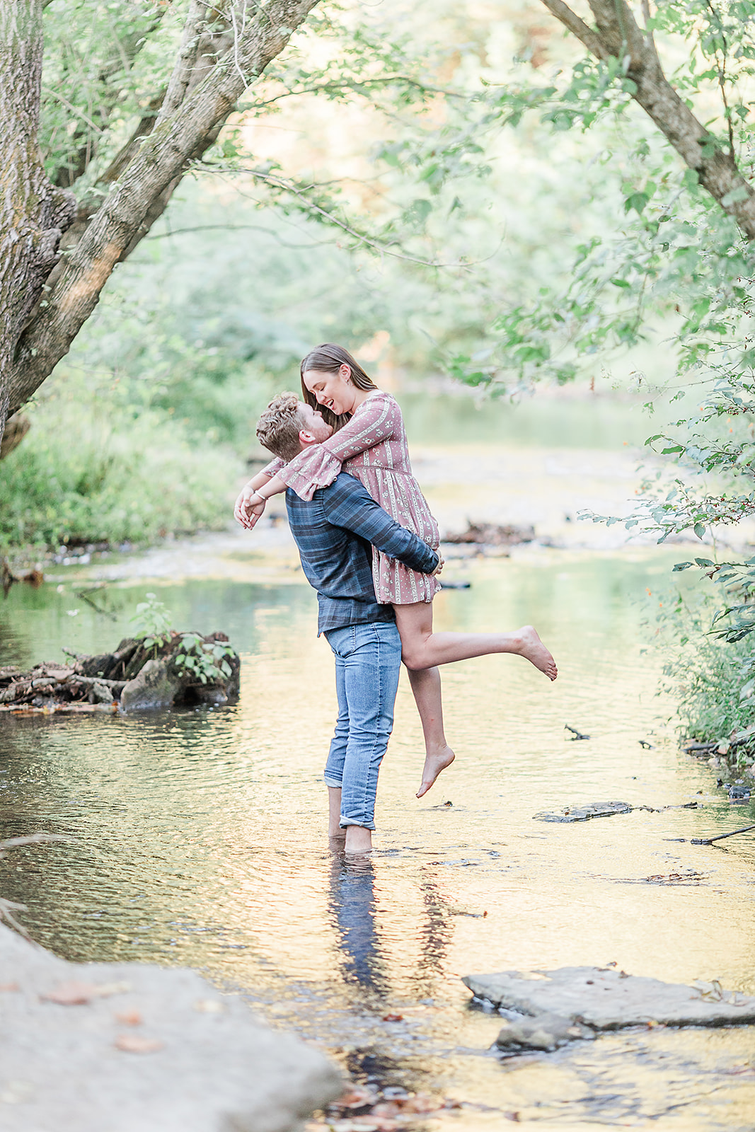 How long do engagement photos take?