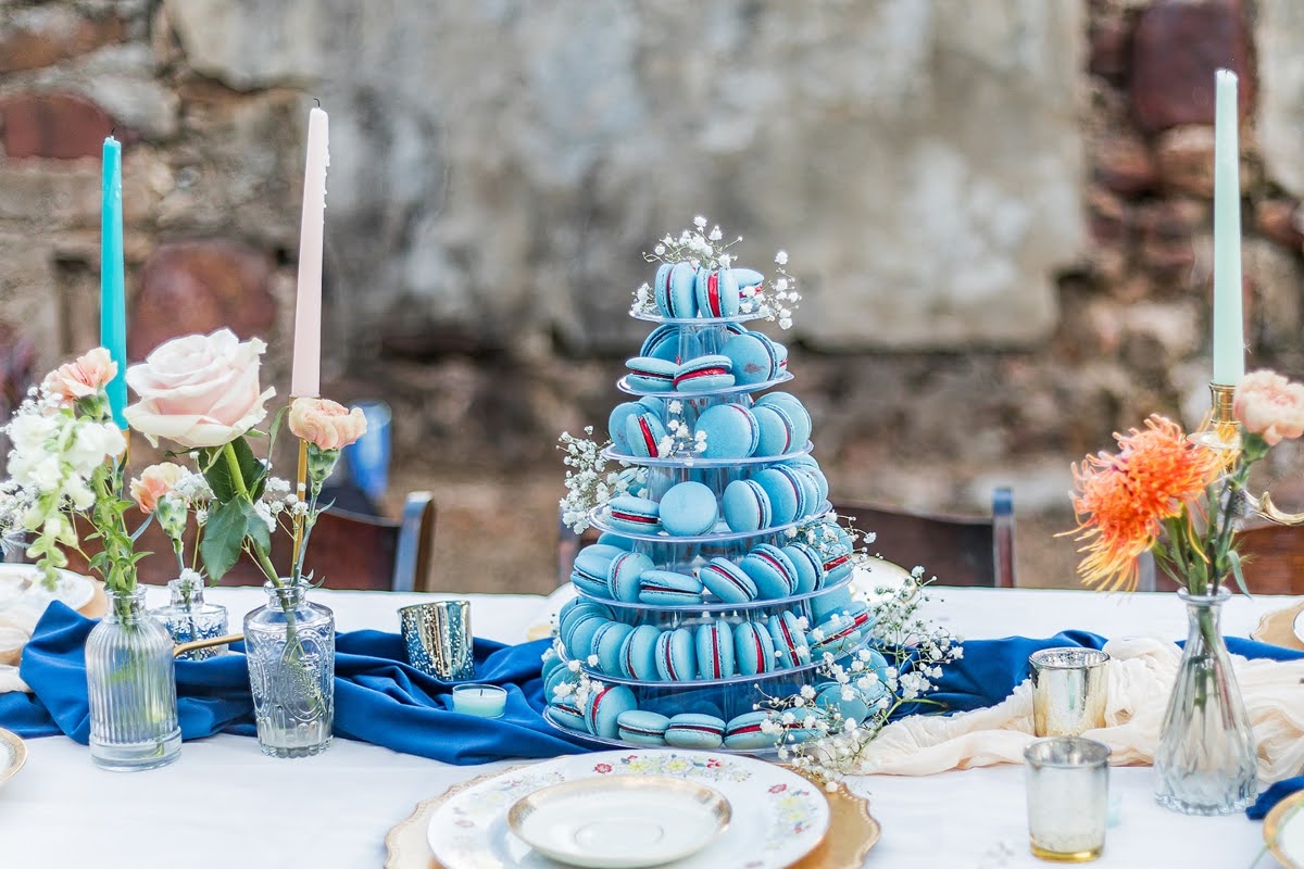 Small wedding decor details.